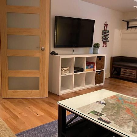 Hideaway On Quartz - 1Bed 1Bath Suite Голдън Екстериор снимка
